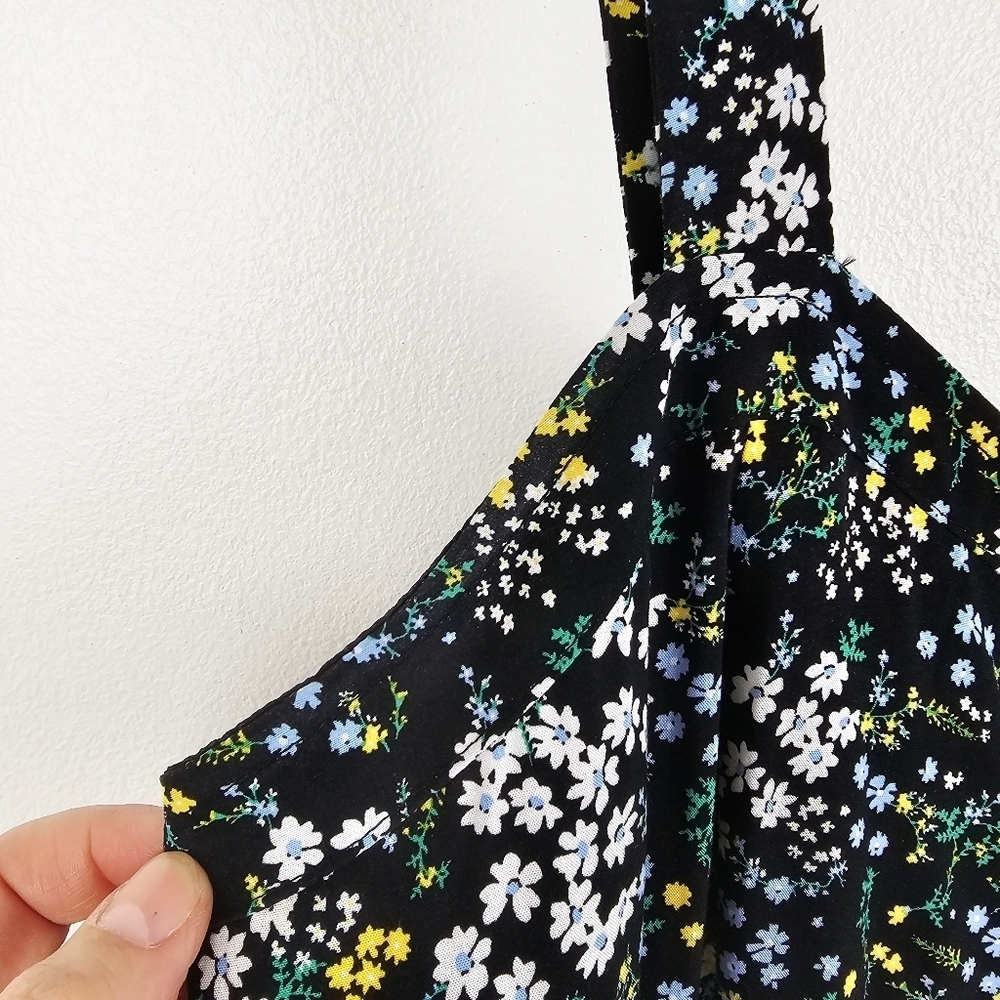 Loft Outlet Black Ditsy Floral Wide Leg Cropped Romper Jumpsuit NWT MP - Picture 11 of 11